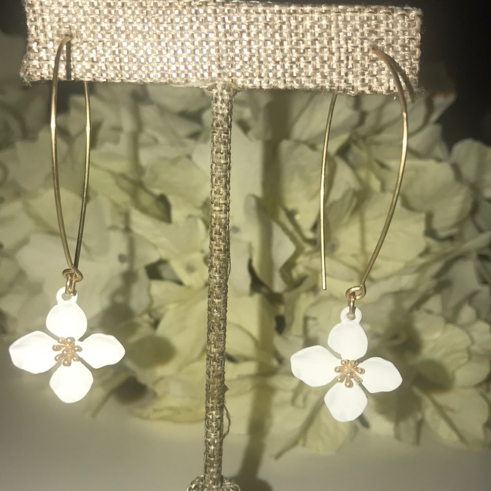 Gold and White Dogwood dangle earring